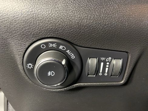 Used 2022 Jeep Compass High Altitude image 9