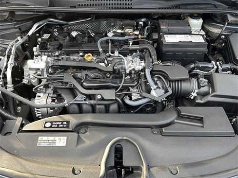 Used 2026 Toyota Corolla SE image 12