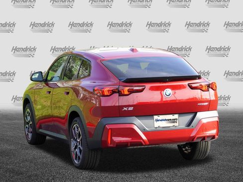 Certified 2025 BMW X2 xDrive28i AWD/4WD image 7