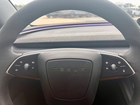 Used 2025 Tesla Model 3 Long Range RWD image 17