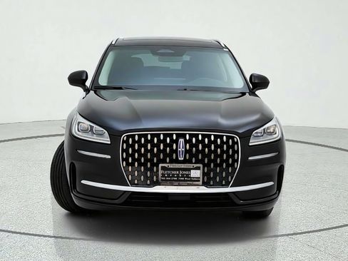 Used 2024 Lincoln Corsair Grand Touring AWD/4WD image 3
