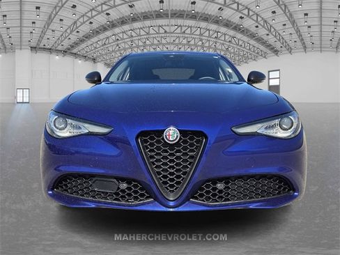Used 2021 Alfa Romeo Giulia Sprint w/ Nero Edizione image 2