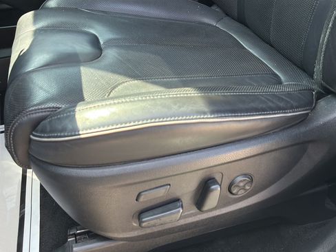 Used 2022 Hyundai Palisade Limited FWD image 23