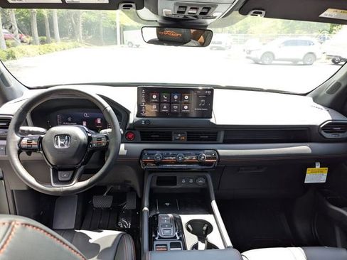 New 2026 Honda Pilot TrailSport image 13