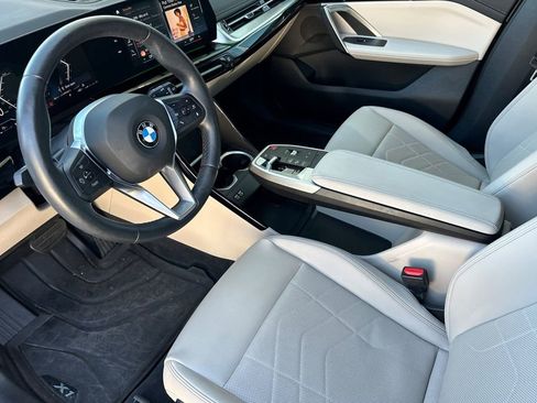 Used 2023 BMW X1 xDrive28i w/ Convenience Package AWD/4WD image 9