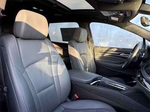 Used 2023 Buick Enclave Premium w/ Experience Buick Package image 21