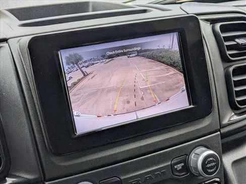 Used 2024 RAM ProMaster 2500 w/ Convenience Group image 13