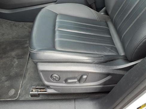 Used 2023 Audi Q5 2.0T Premium Plus AWD/4WD image 15