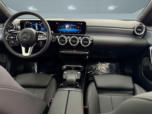 Used 2023 Mercedes-Benz CLA 250 image 14