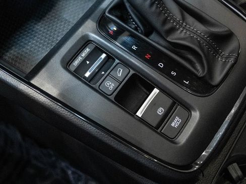 Used 2025 Honda CR-V EX image 24