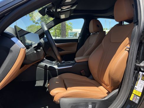 Used 2023 BMW i4 eDrive35 w/ Premium Package RWD image 16