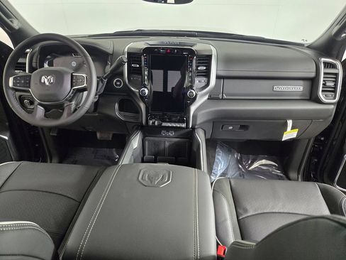 Used 2025 RAM 2500 Laramie RWD image 3