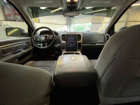 Used 2019 RAM 1500 Big Horn RWD image 19