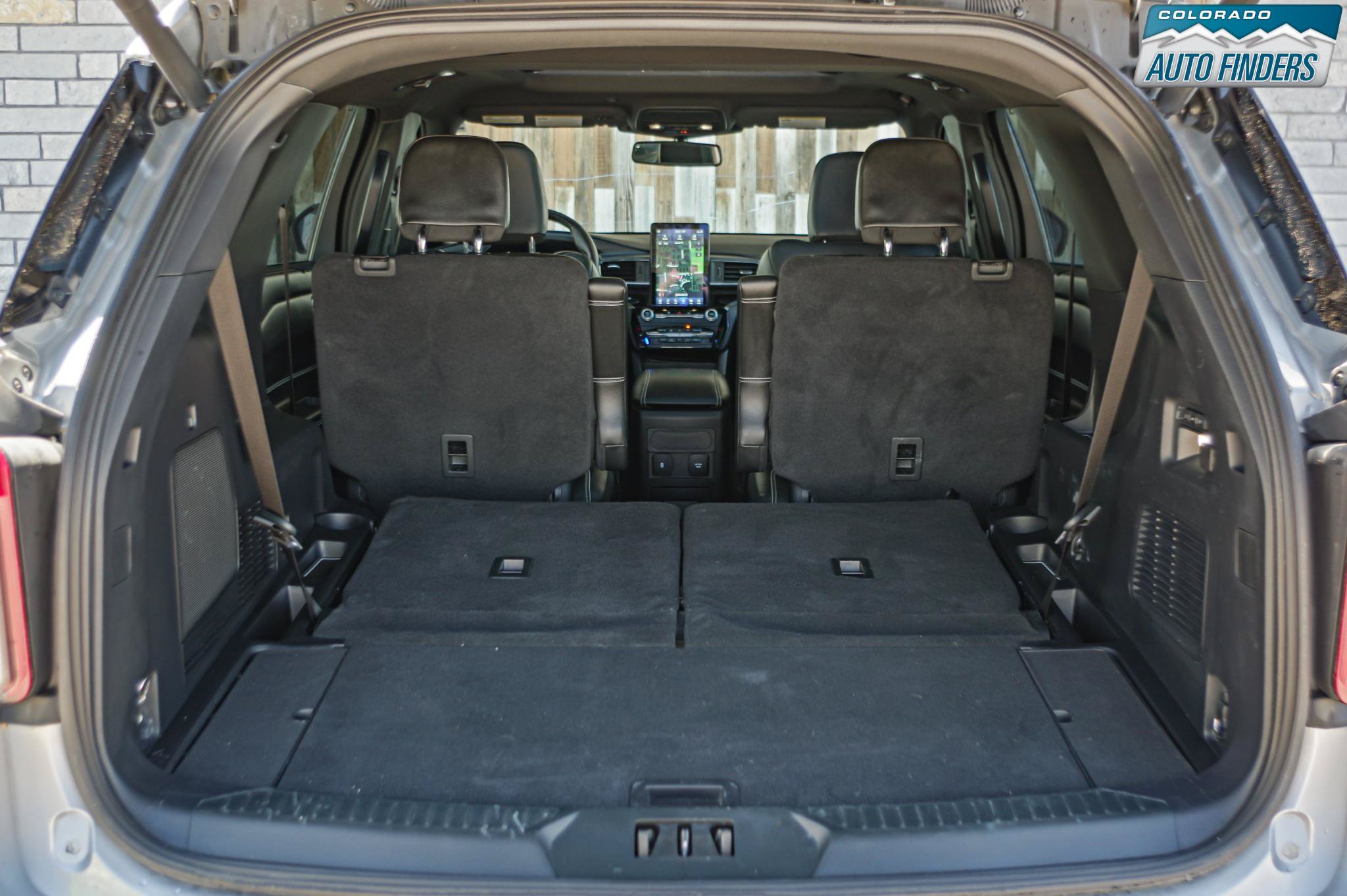 Used 2022 Ford Explorer ST w/ Equipment Group 401A AWD/4WD image 28