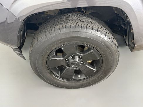 Used 2021 Toyota Tacoma SR w/ SR Convenience Package image 37