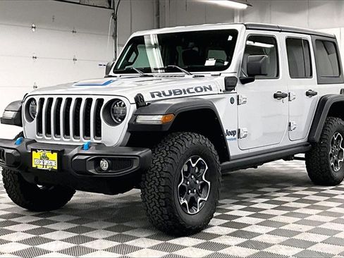 Used 2022 Jeep Wrangler Unlimited Rubicon 4xe w/ Cold Weather Group image 12