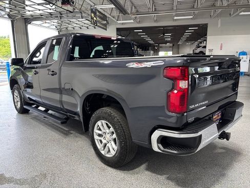 Used 2024 Chevrolet Silverado 1500 LT AWD/4WD image 5