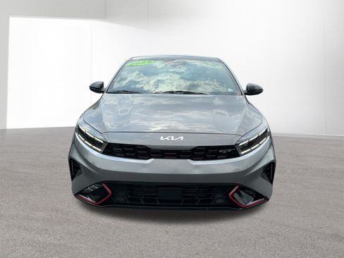 Used 2022 Kia Forte GT w/ GT Technology Package FWD image 8