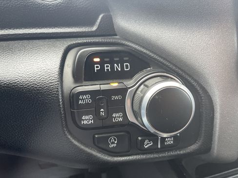 Used 2022 RAM 1500 Big Horn AWD/4WD image 24