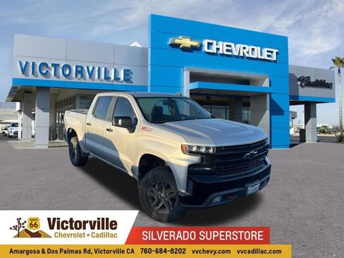 Used 2020 Chevrolet Silverado 1500 LT Trail Boss image 1
