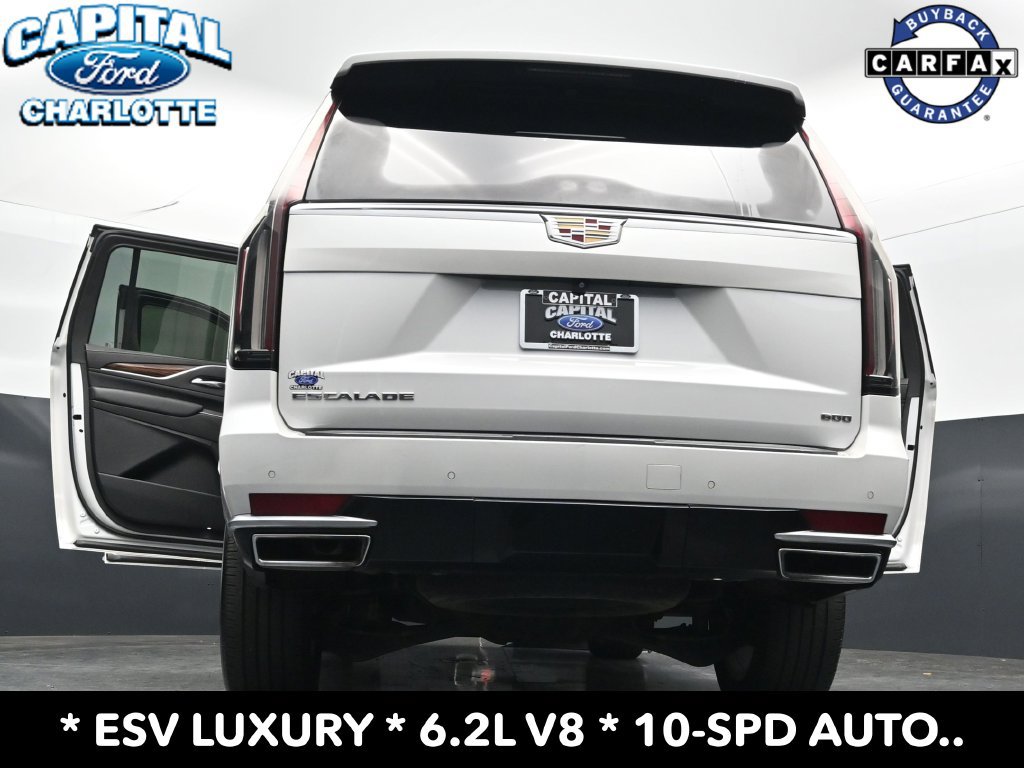 Used 2022 Cadillac Escalade ESV Luxury w/ LPO, Floor Liner Package AWD/4WD image 37