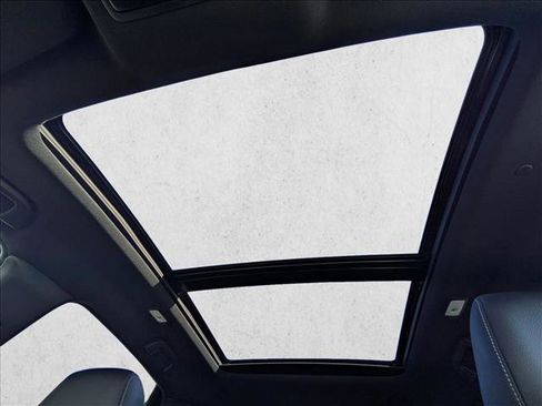 Certified 2025 Acura RDX SH-AWD image 15