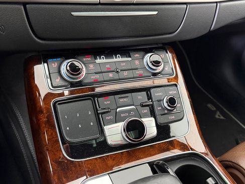 Used 2013 Audi A8 3.0T image 21