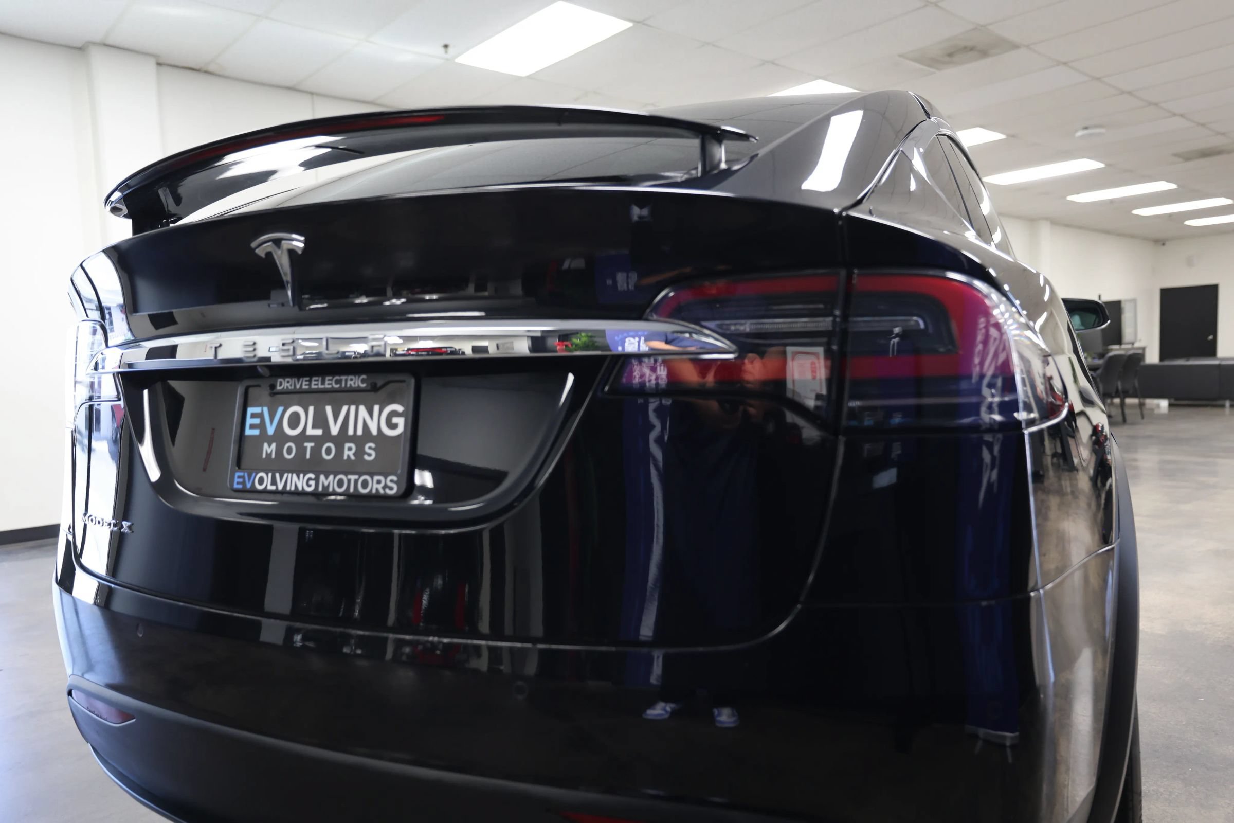 Used 2017 Tesla Model X 90D AWD/4WD image 17