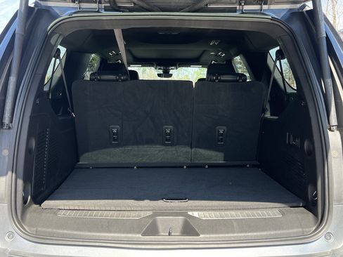 Used 2021 GMC Yukon XL Denali w/ Denali Premium Package image 27