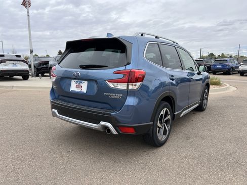 Used 2022 Subaru Forester Touring image 11