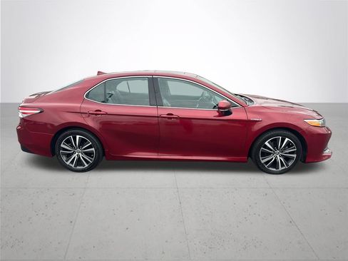 Used 2018 Toyota Camry XLE w/ Audio Package FWD image 6