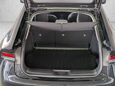 Used 2024 Toyota Prius LE FWD image 6