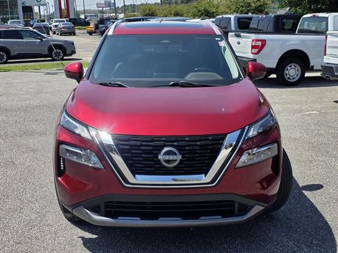Used 2023 Nissan Rogue SL AWD/4WD image 2