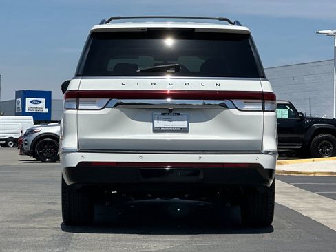 Certified 2023 Lincoln Navigator L Black Label AWD/4WD image 4