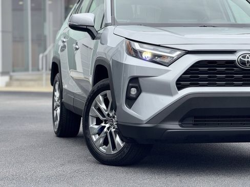Used 2024 Toyota RAV4 XLE Premium image 2