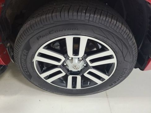 Used 2019 Toyota 4Runner Limited AWD/4WD image 43