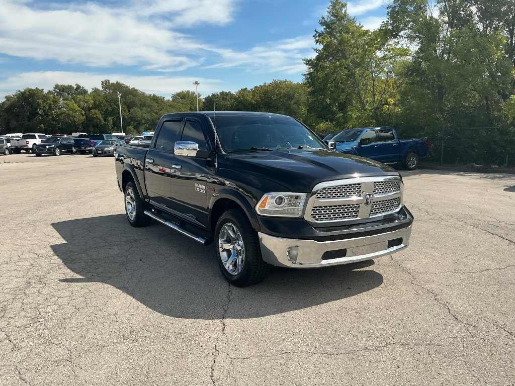 Used 2016 RAM 1500 Laramie AWD/4WD image 7