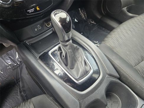 Used 2019 Nissan Rogue S w/ Special Edition Package image 15