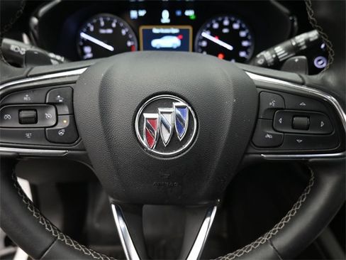 Used 2023 Buick Envision Essence image 16