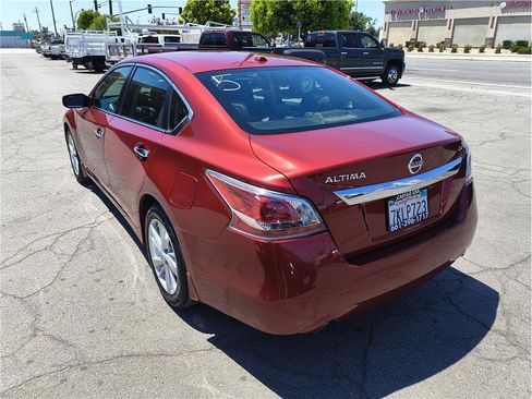 Used 2015 Nissan Altima 2.5 SV FWD image 15