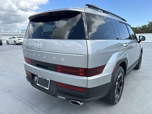 Used 2025 Hyundai Santa Fe SEL image 13