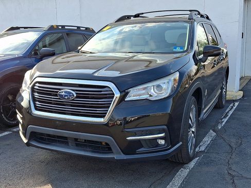 Used 2019 Subaru Ascent Limited w/ Popular Package #3 image 3