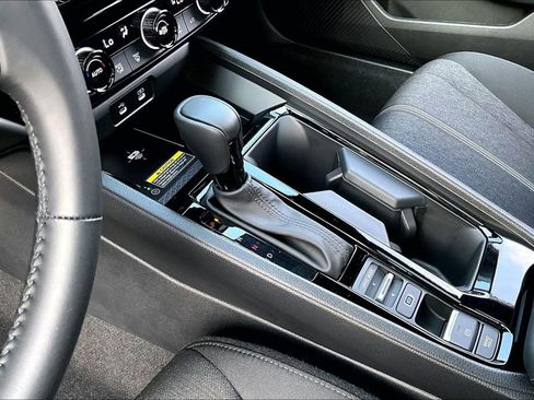Used 2025 Honda Accord Sport image 13