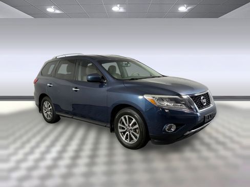 Used 2015 Nissan Pathfinder SV FWD image 7