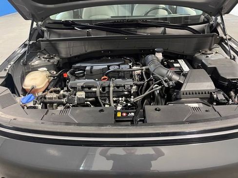 Used 2024 Hyundai Kona Limited image 9