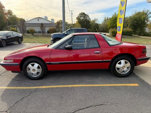 Used 1988 Buick Reatta Coupe image 6