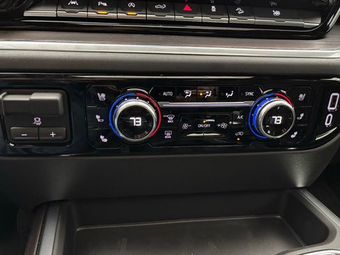 New 2025 GMC Sierra 1500 SLT w/ SLT Premium Plus Package image 29