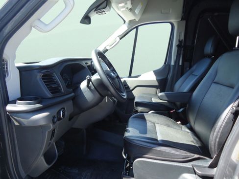 Used 2023 Ford Transit 250 148 High Roof Extended w/ Load Area Protection Package RWD image 22