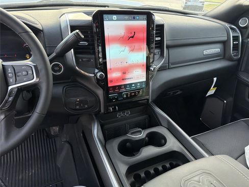 New 2025 RAM 3500 Laramie image 24