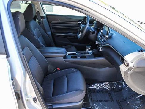 Used 2019 Nissan Altima 2.5 S image 15